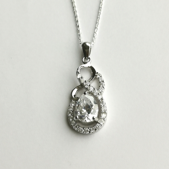 NEW, modern teardrop cz sterling silver pendant necklace - Picture 7 of 7